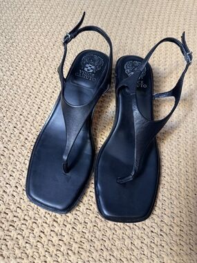 Vince Camuto Canthal Kitten Heel Sandals Size 9M